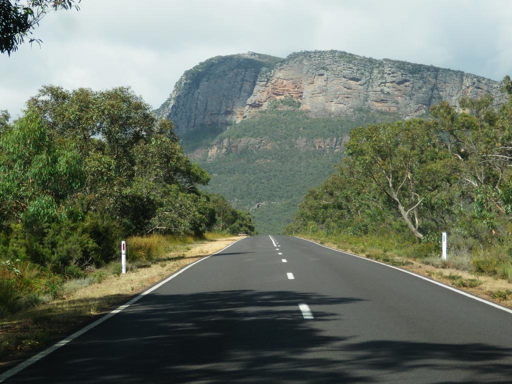 Mountain View Motor Inn & Holiday Lodges Halls Gap Exterior foto