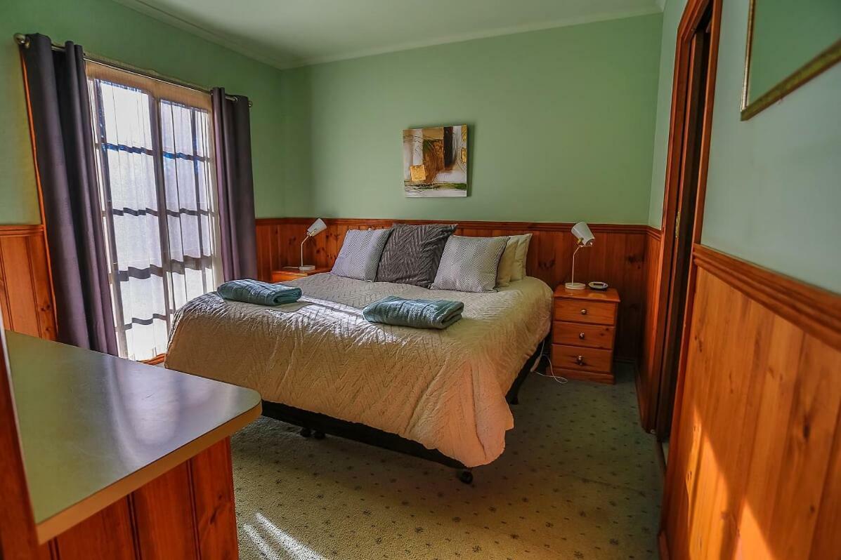 Mountain View Motor Inn & Holiday Lodges Halls Gap Exterior foto